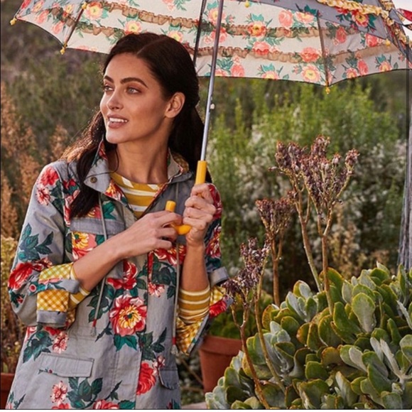 Matilda Jane Women’s Small Grey Red Floral Anorak Full Zip Rain Jacket - Picture 8 of 8